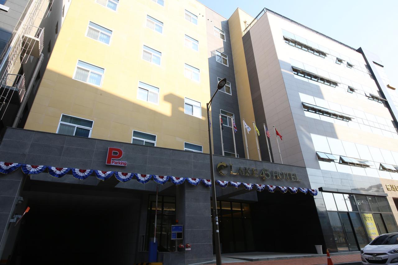 Lake 45 Hotel Naju Buitenkant foto