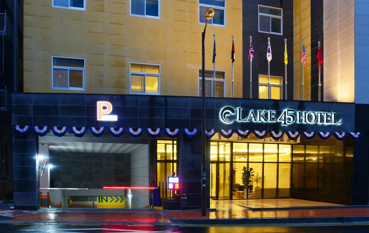 Lake 45 Hotel Naju Buitenkant foto